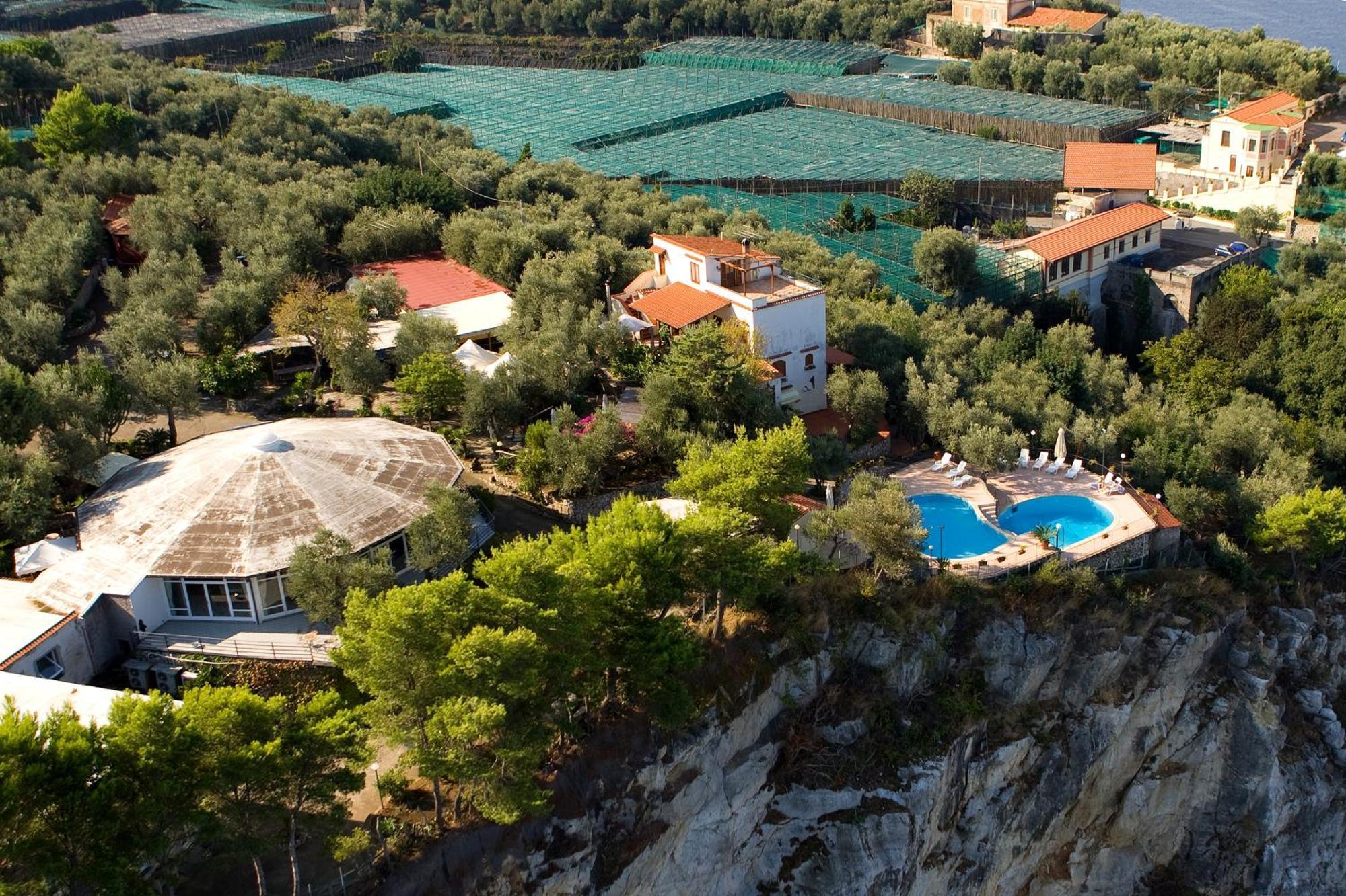 Villaggio Villa Lubrense Massa Lubrense Exterior photo