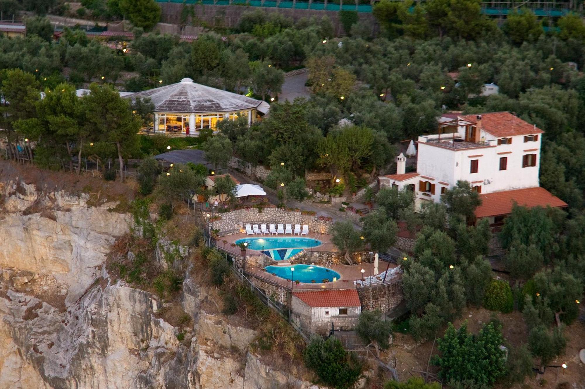 Villaggio Villa Lubrense Massa Lubrense Exterior photo